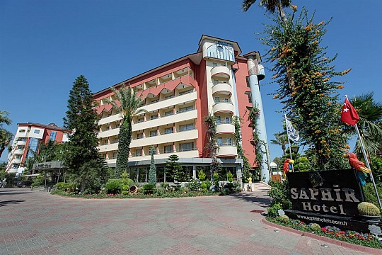 HOTEL SAPHIR & VILLAS