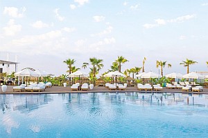 Rubi Platinum Sign Hotel
