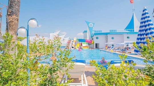 Marine Family Club Beach Hotel (2)