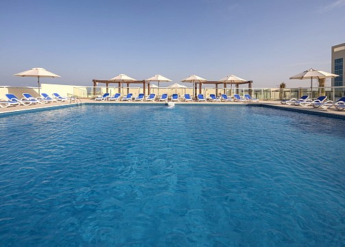 Radisson Resort Ras Al Khaimah (2)