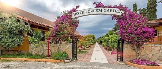 Ozlem Garden (4)