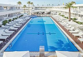 MelpoAntia Hotel & Suites