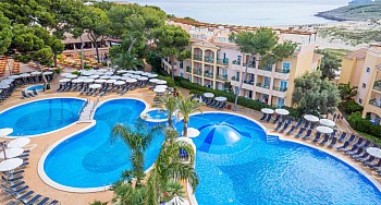 Zafiro Cala Mesquida Hotel