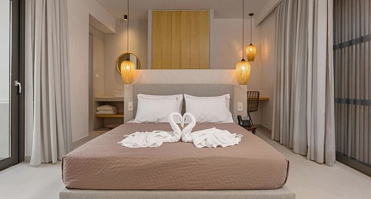 Serenity Luxury Hotel Agrilia (3)