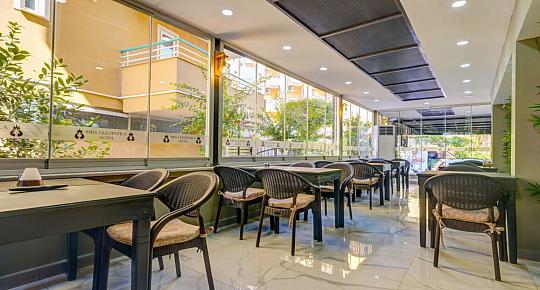 Miss Cleopatra Hotel (3)
