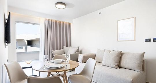 Time to Smile Saline (3)