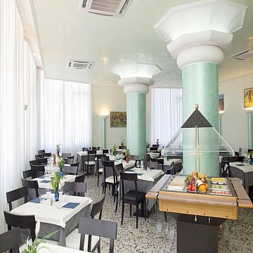 Hotel Tropical (3)