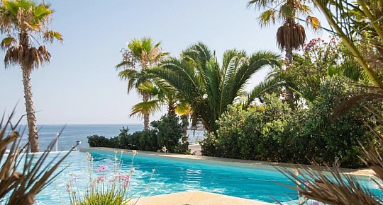 Salini Resort