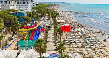 Fafa One Beach Hotel