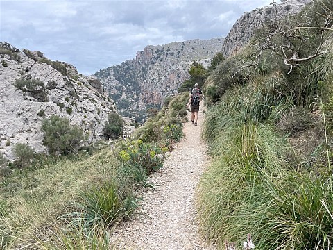 Mallorca s turistikou - nedotčená příroda a tradiční architektura (2)