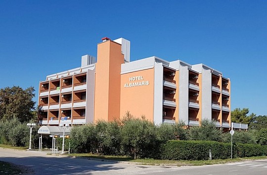 Albamaris hotel