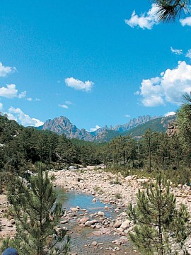 Romantická Korsika - varianta s horami, vodopády a kaskádami (2)