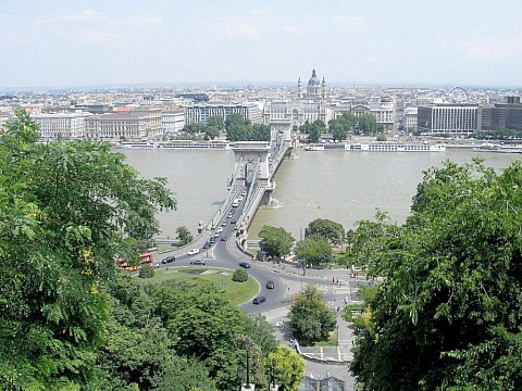 Metropole na Dunaji - Bratislava, Budapešť, Vídeň (2)