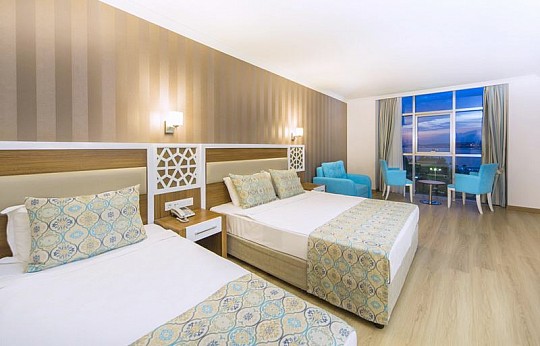 Lonicera Resort Spa Hotel (4)
