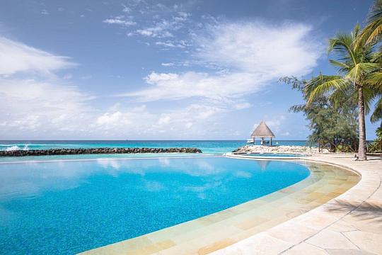 Taj Coral Reef Resort & Spa, Maldives (3)