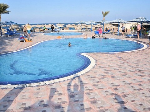 Empire Beach Aqua Resort (3)