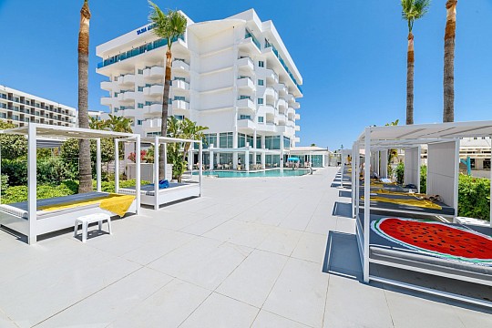 Tasia Maris Sands Beach (3)