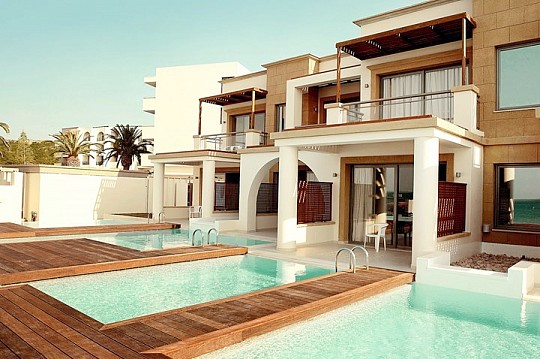 IXIAN ALL SUITES BY SENTIDO (ADULTS ONLY)