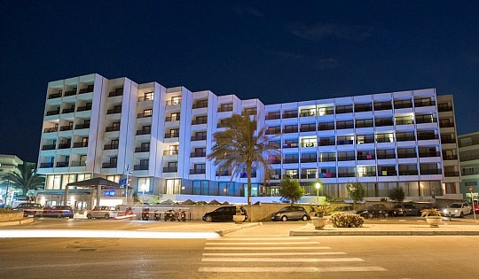 Blue Sky City Beach Hotel (2)