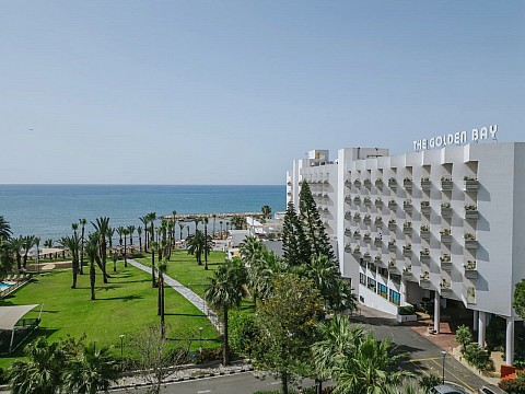 Golden Bay Beach Resort (2)