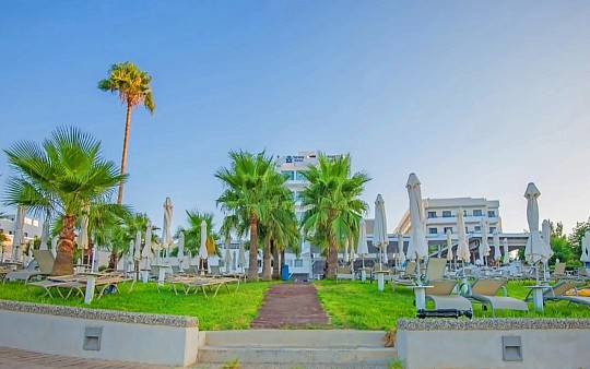 Silver Sands Beach Hotel (4)