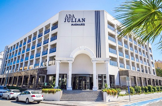 ADA JULIAN HOTEL