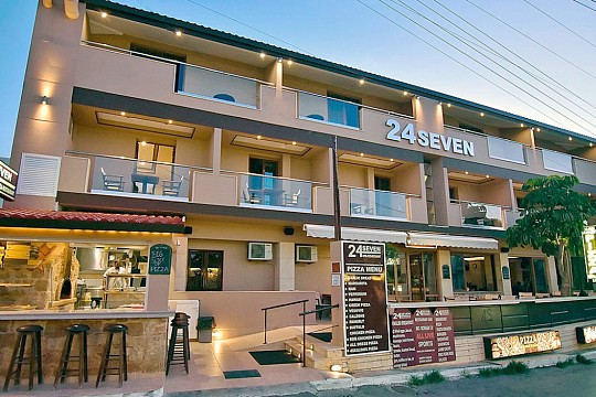 24 SEVEN BOUTIQUE (2)