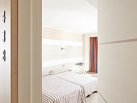 AHOI! URBAN BEACH HOTEL (3)