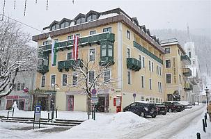 Neue Post Hotel