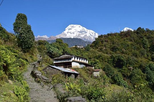 Himaláje a trek pod Annapurnou