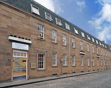 Stewart Aparthotel