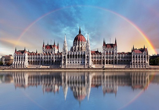 Budapešť vlakem, Hotel Silver