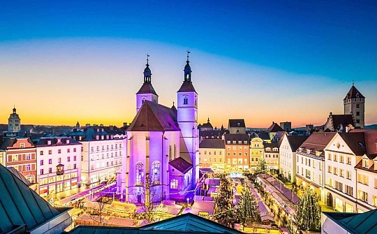 Adventní Regensburg, vlakem s průvodcem