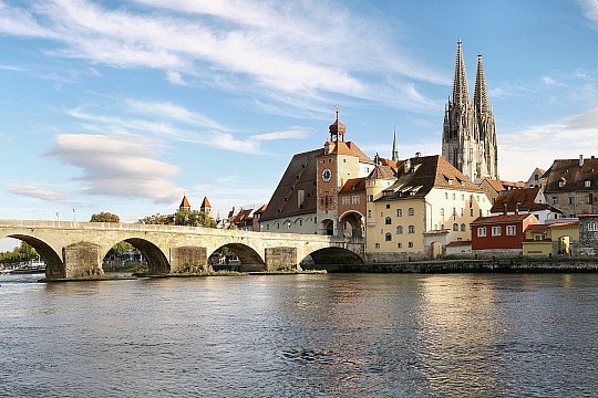 Hotel Holiday Inn Express, Regensburg - vlakem