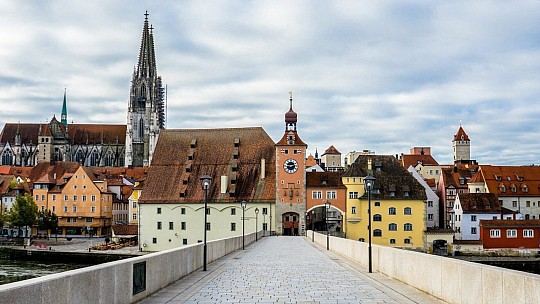 Regensburg s průvodcem, vlakem