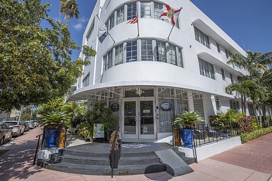 Riviera South Beach