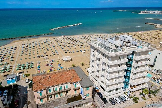 Hotel Imperial Beach (2)