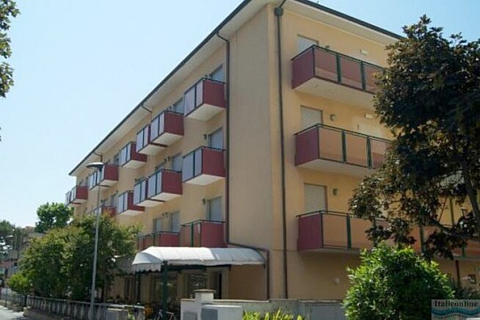 Hotel Aron (4)
