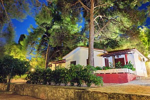 Alykes Park Bungalows & Apartments