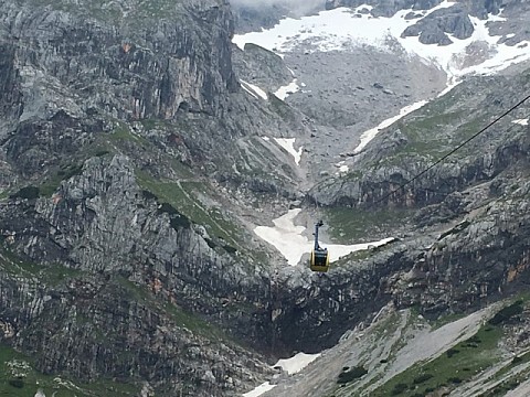 Ľadovec Dachstein - úchvatná vyhliadka Päť prstov, ľadová jaskyňa a rozprávkový Hallstatt (2)