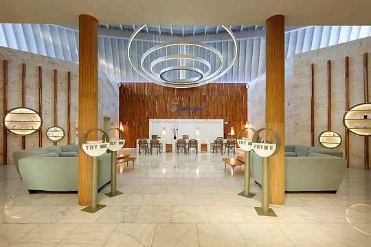 Grand Palladium Palace Resort Spa & Casino - All Inclusive *****, Dominikánska republika, Punta Cana