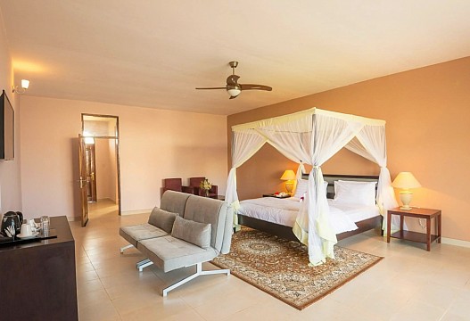 Azao Resort & Spa
