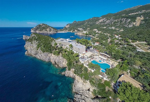 Akrotiri Beach Resort (2)