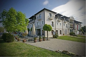 Xavin Hotel
