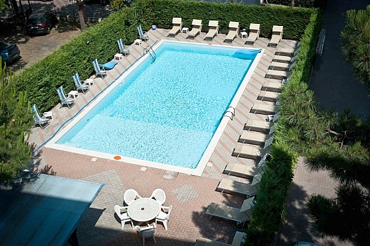 Hotel Antony (2)