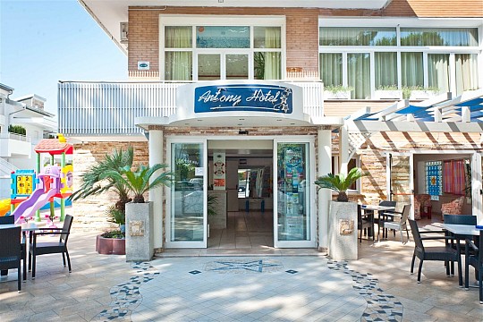 Hotel Antony (3)