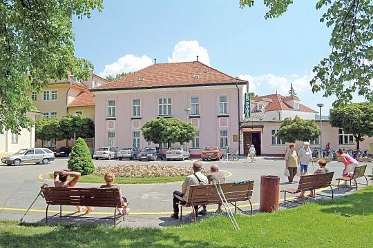 PRO PATRIA ENSANA HEALTH SPA HOTEL - Zdraví v Piešťanech 2- - Piešťany