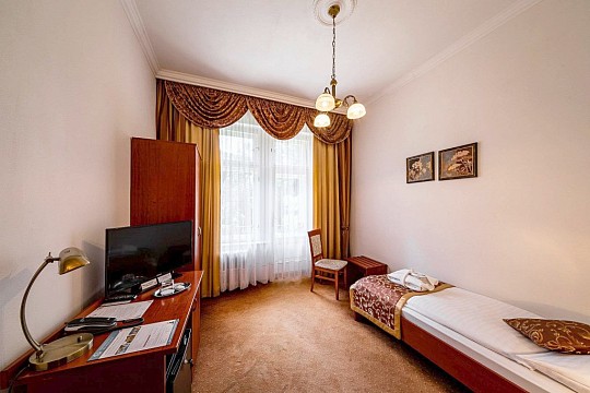 HOTEL ASTÓRIA - Relaxační pobyt Wellness RELAX Senior 60+ - Bardejovské Kúpele (5)