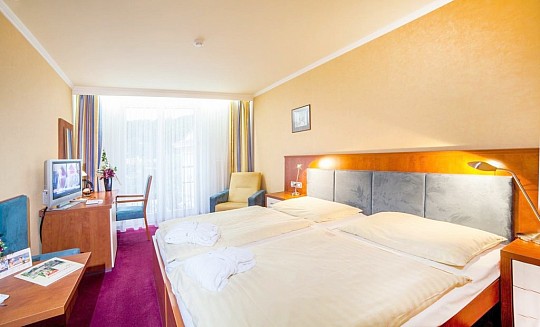 HOTEL CONCORDIA - Relaxace a regenerace pro tělo a duši na 2 noci - Karlovy Vary (4)