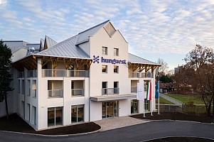 Hunguest Flóra Hotel